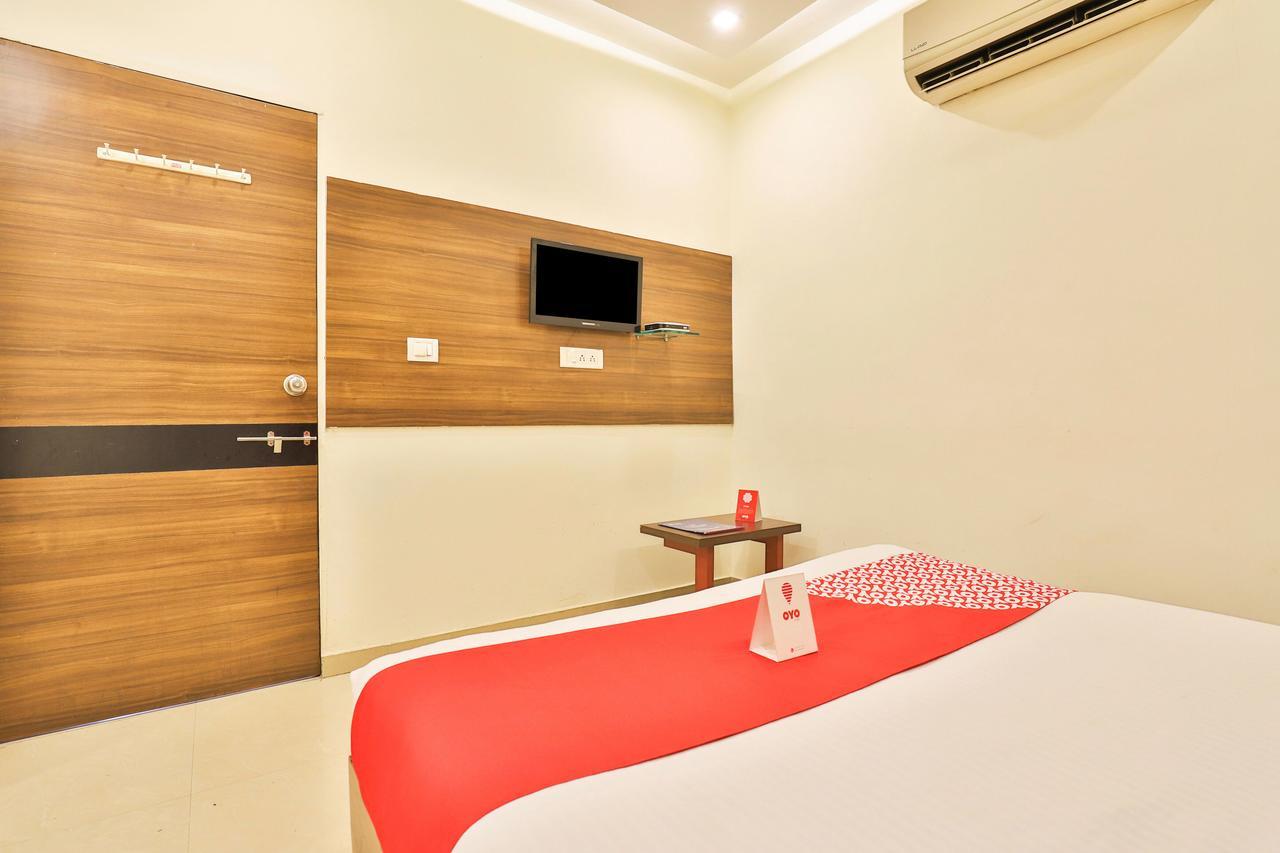 Oyo 4605 Hotel Aakarsh 达兰萨拉 外观 照片