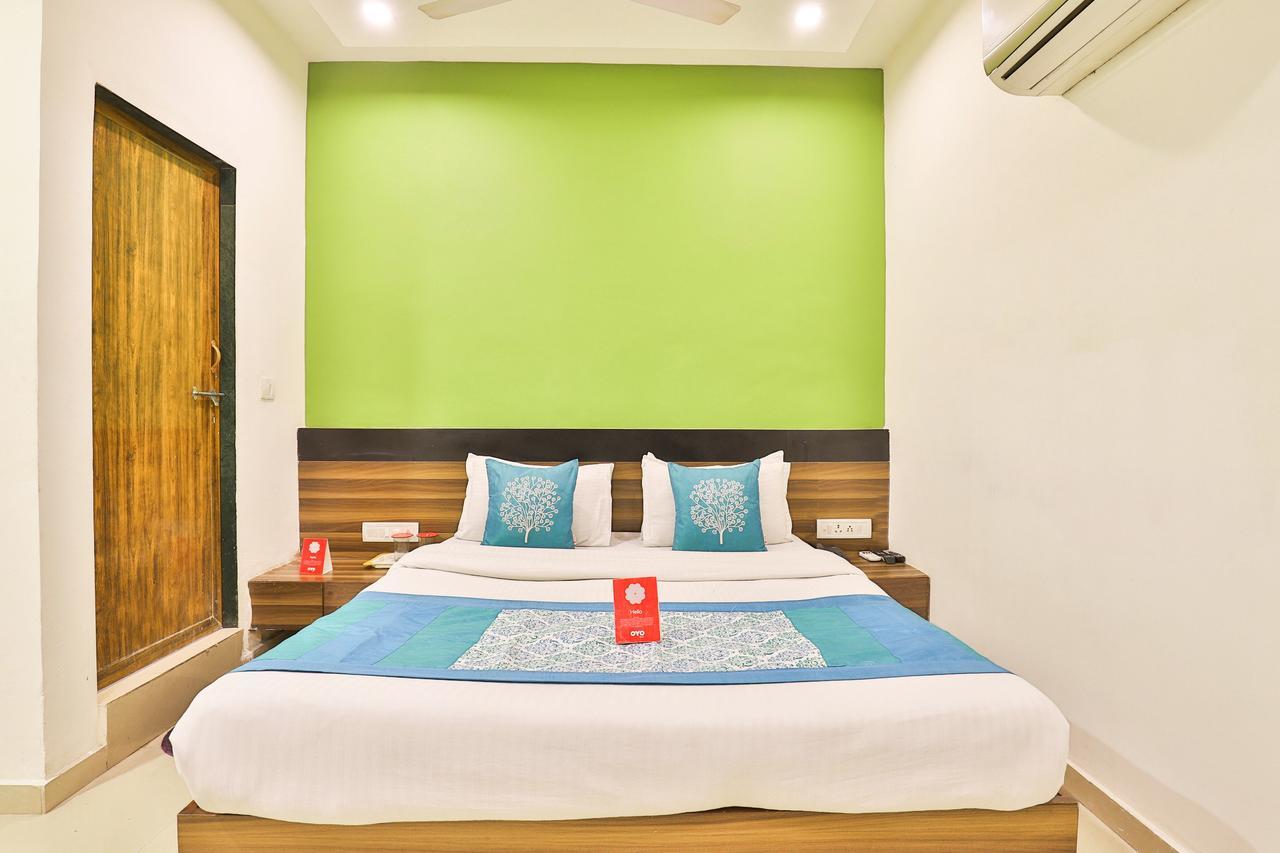 Oyo 4605 Hotel Aakarsh 达兰萨拉 外观 照片