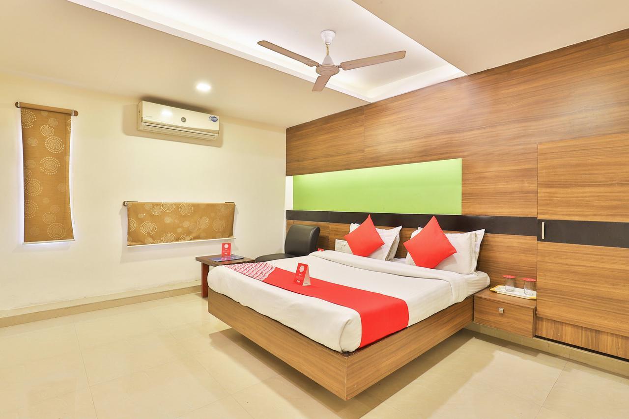 Oyo 4605 Hotel Aakarsh 达兰萨拉 外观 照片